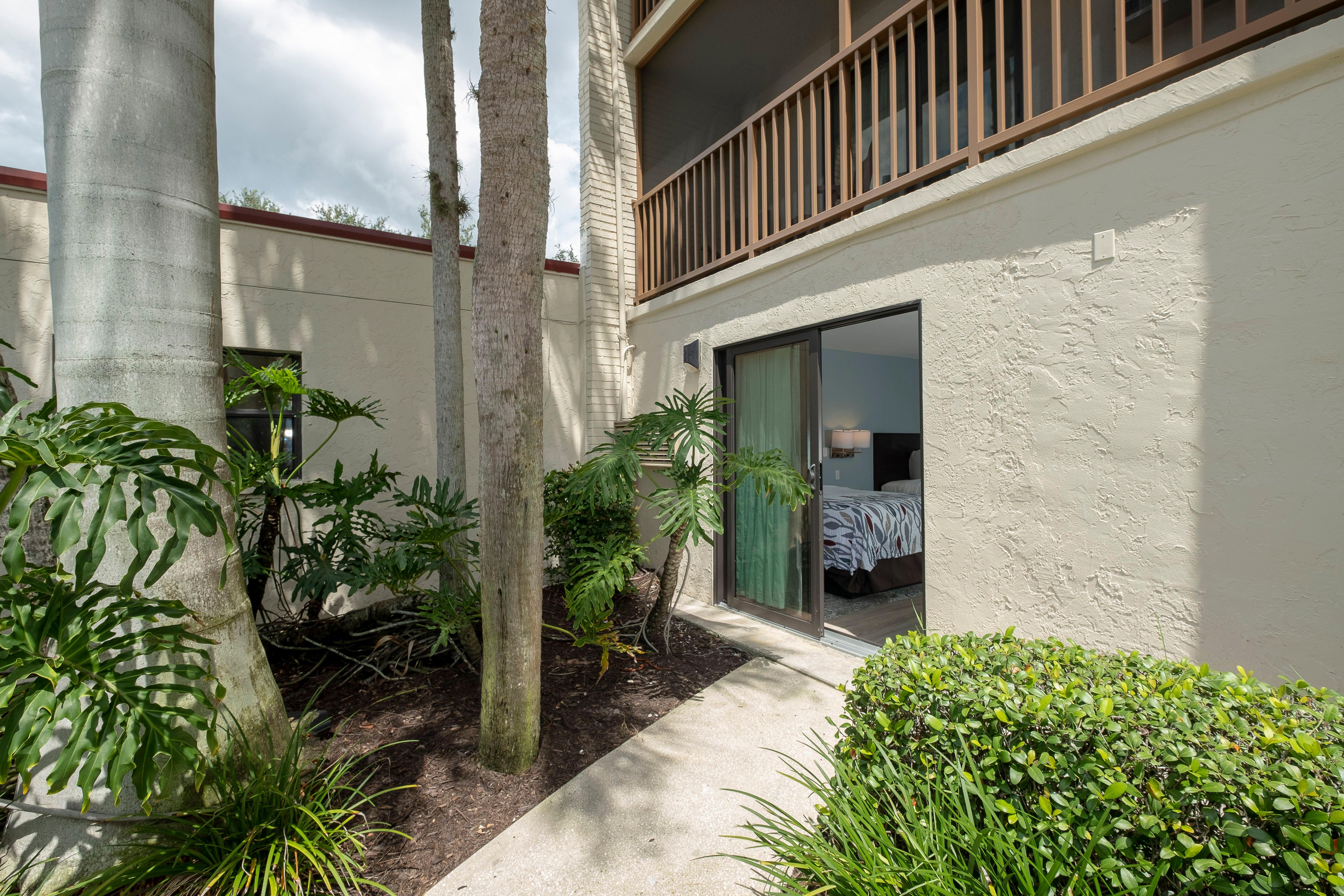 Red Roof Inn Plus+ & Suites Naples Downtown-5Th Ave S Exterior foto